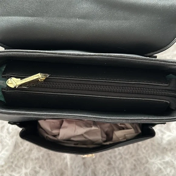 BCBG NWT Quincy black backpack - Picture 7 of 7